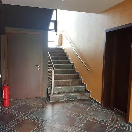 V4 Apartman Észak-Eforie