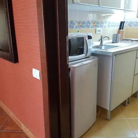 Apartman V4 *