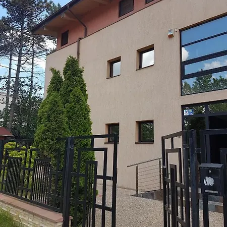 V4 Apartman Észak-Eforie