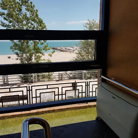 Apartman V4 Észak-Eforie