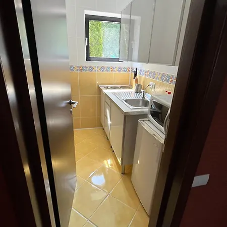 Apartman V4