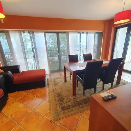 V4 Apartman Észak-Eforie