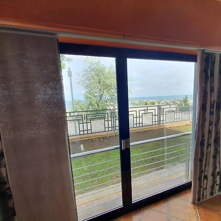 V4 Apartman *