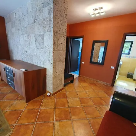 V4 Apartman Észak-Eforie